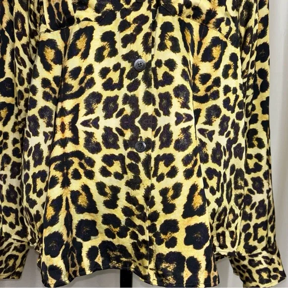 Dries Van Noten Viscose Animal Print Button Down Blouse - Picture 6 of 14